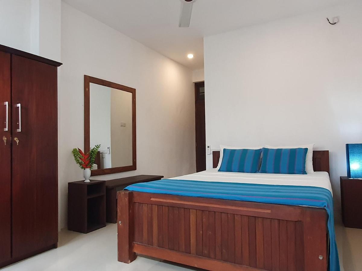 Lohas Beach Resort Villa Kalutara Exterior photo